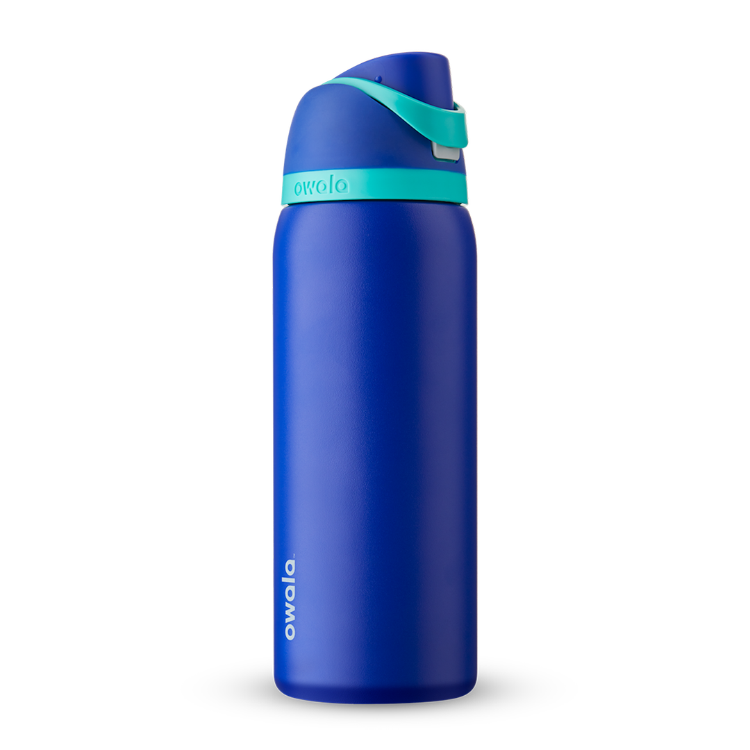 FreeSip-Three-Quarter-32oz-SS-1080×1080-Smooshed-Blueberry